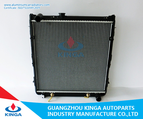 Κίνα Αποδοτικά δροσίζοντας θερμαντικά σώματα Landcruiser KZJ7895-96 αργιλίου συνήθειας θερμαντικών σωμάτων της Toyota προμηθευτής