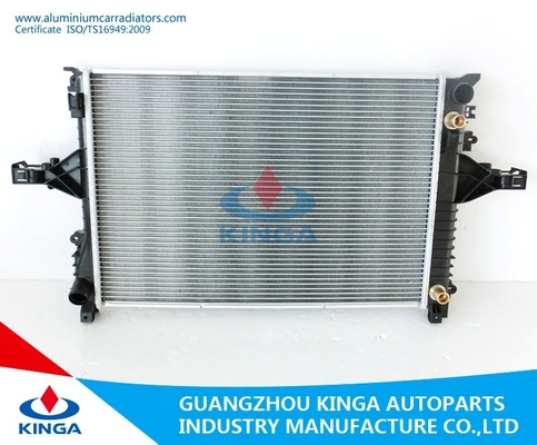 Κίνα PA32/36 στα θερμαντικά σώματα αυτοκινήτων αλουμινίου για τη VOLVO XC90 «02 - T6/V8 προμηθευτής