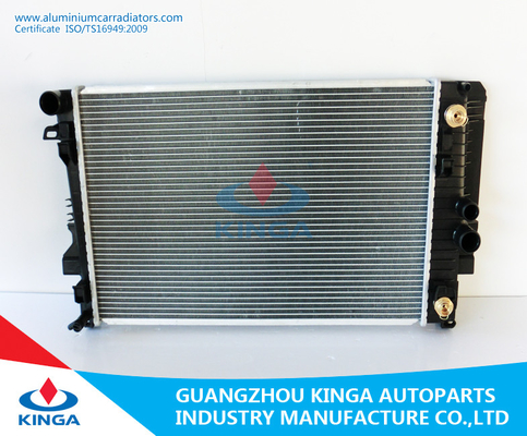 Κίνα Benz Vito Viano W639 «03 - 639 501 0701/639 501 1201 θερμαντικών σωμάτων αντικατάστασης μηχανών στο αργίλιο θερμαντικών σωμάτων προμηθευτής