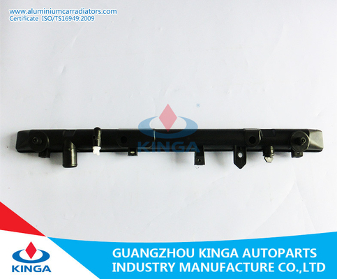Κίνα Συνήθεια CAMRY 92-94 SV40 στον πλαστικό cOem 16400-7A140 δεξαμενών θερμαντικών σωμάτων προμηθευτής