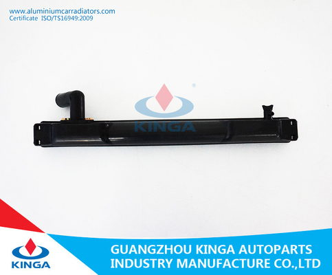 Κίνα Aftermarket Mitsubishi Pajero V33'92-96 στο αυτόματο πλαστικό δεξαμενών θερμαντικών σωμάτων MB660077 προμηθευτής