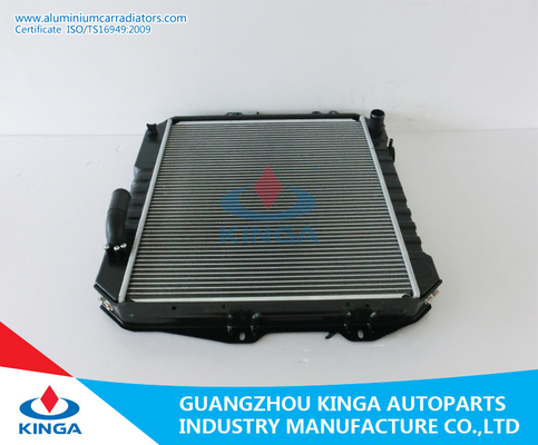 Θερμαντικά σώματα Toyota HILUX 2.4D16400 αλουμινίου αυτοκινήτων μερών μηχανών - ΑΜ προμηθευτής