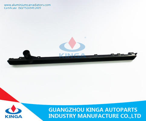 LEXUS'90-94 LS400/UCF10 στο σκληρό cOem 1640050050/50021 δεξαμενών θερμαντικών σωμάτων πλαστικό προμηθευτής