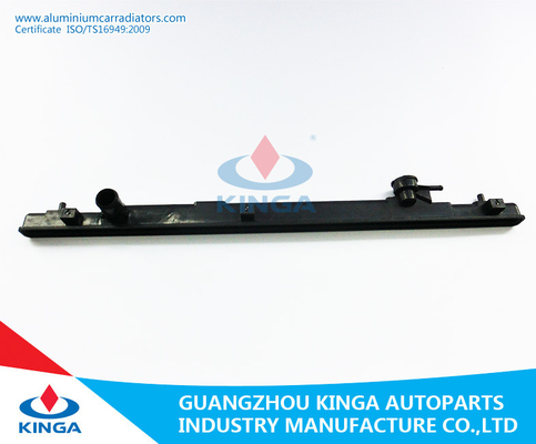 Πλαστική δεξαμενή LEXUS'95-99 RX300 DPI 2453 θερμαντικών σωμάτων νερού cOem 16400-7A550 προμηθευτής