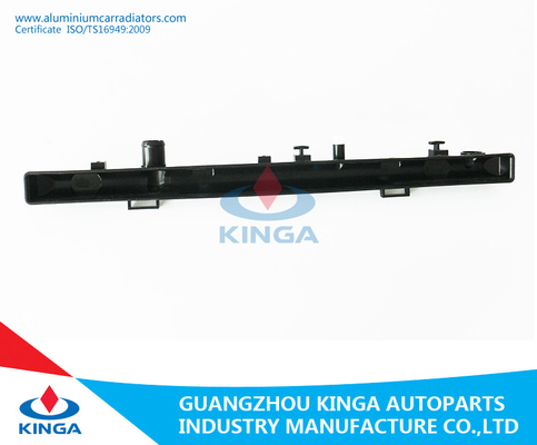 Ο cOem 17700-80J10 Suzuki SX4'06 στην πλαστική δεξαμενή τελών θερμαντικών σωμάτων/το θερμαντικό σώμα τοποθετεί σε δεξαμενή τα μέρη προμηθευτής