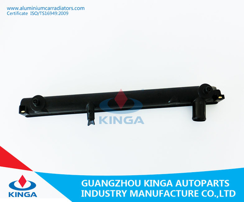 SUZUKI SWIFT'91-ΚΑΤΏΤΑΤΗ δεξαμενή δεξαμενών 17700-71C11 θερμαντικών σωμάτων πλαστική προμηθευτής