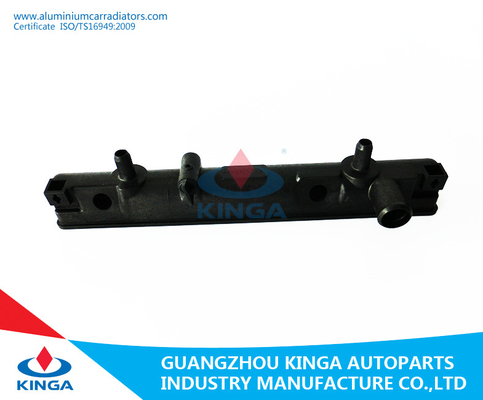 Πλαστική δεξαμενή θερμαντικών σωμάτων για Suzuki Swift 1.3L' 96-01At OE: 91173911/17700-50G00 προμηθευτής