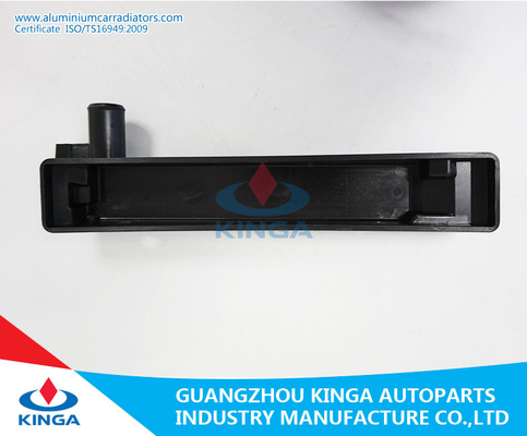 Της TOYOTA HIACE (ΑΈΡΙΟ) RZH104 1999 αυτόματη αυτοκινήτων δεξαμενή θερμαντικών σωμάτων μερών πλαστική για τα θερμαντικά σώματα αυτοκινήτων προμηθευτής