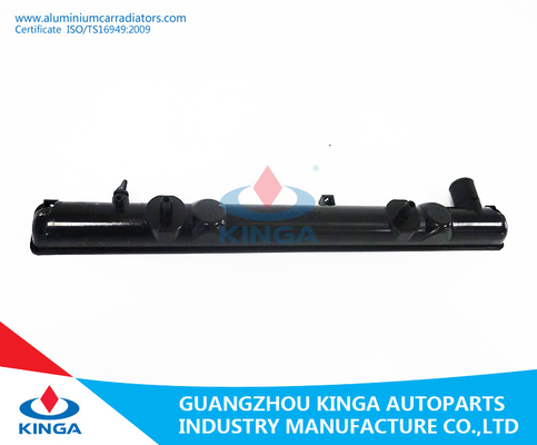 Η Mitsubishi ΠΑΙΡΝΕΙ L200 το 1998 αυτόματα ανταλλακτικά επισκευής θερμαντικών σωμάτων δεξαμενών ΑΜ τα πλαστικά προμηθευτής